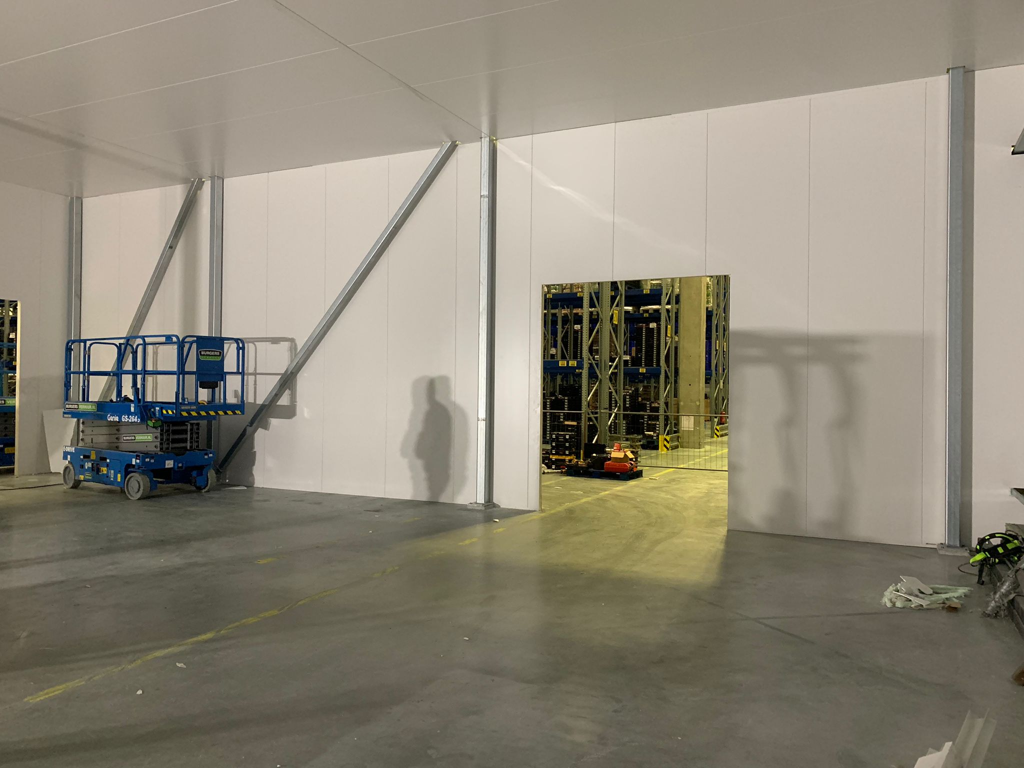 Montagearbeiten — allgemeines Archiv von Panel Montage
